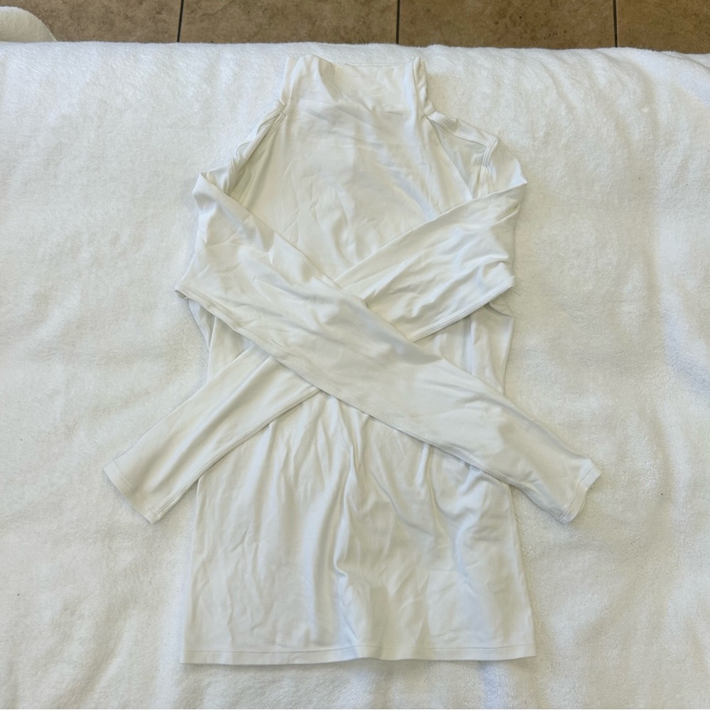 Lululemon White Turtleneck Long Sleeve Top